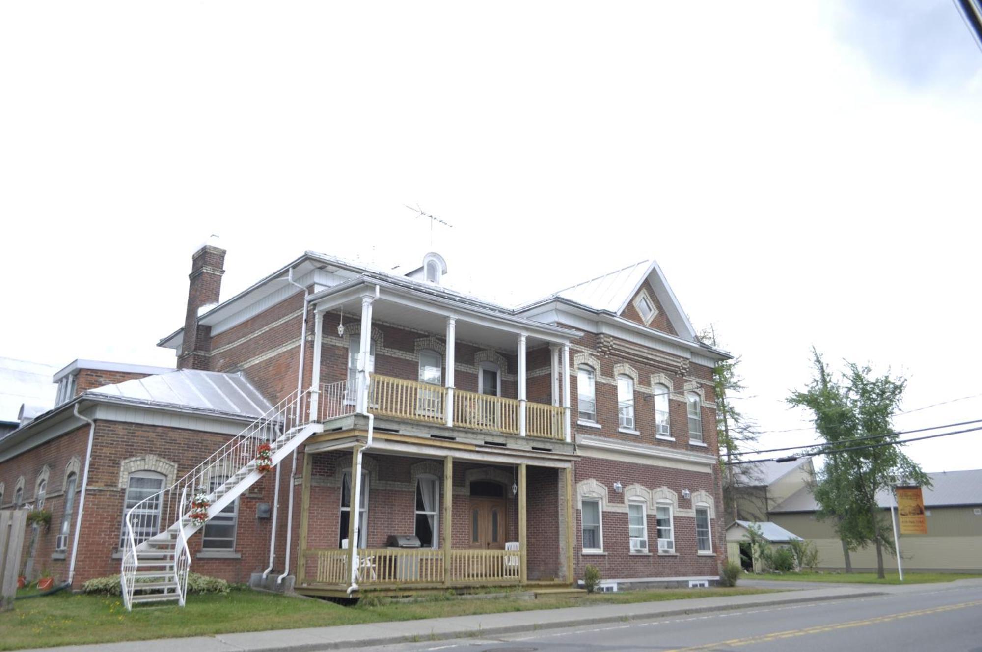 Gite Le Roupillon En Beauce Scott Exterior photo